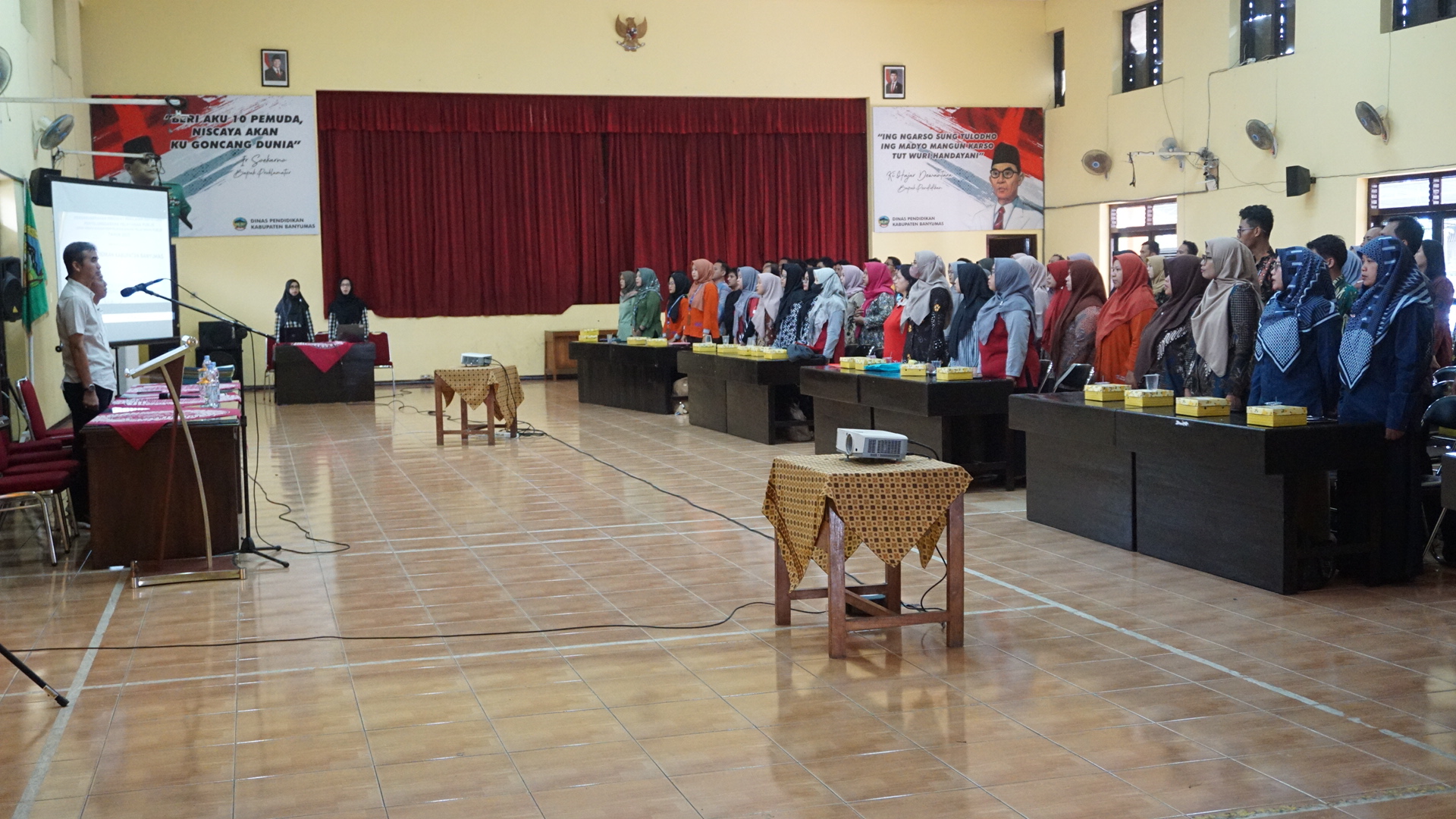 Pembinaan Guru dan Tenaga Kependidikan Wiyata Bakti di SMP Negeri se Kabupaten Banyumas