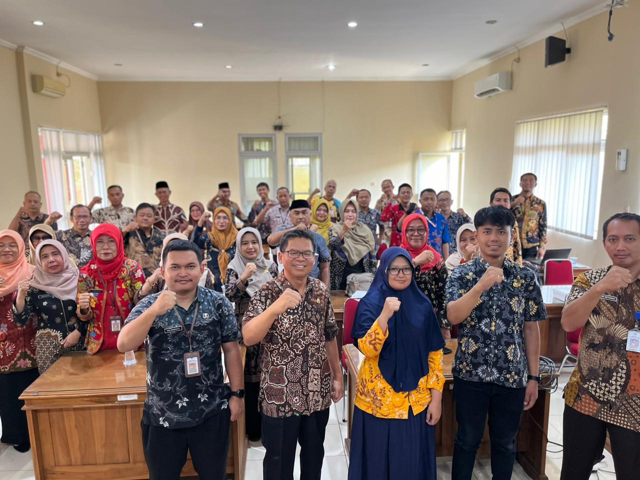 Dinas Pendidikan Kabupaten Banyumas Sosialisasikan Inovasi Layanan “SIPADIMAS” Banyumas, 7 Oktober 2025