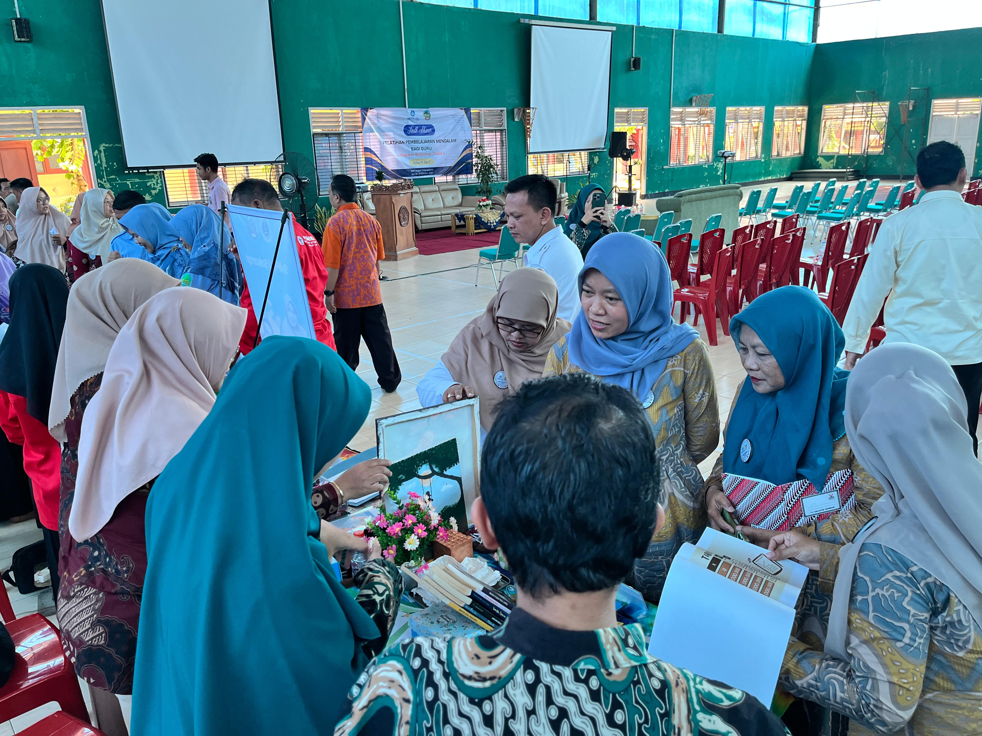 Puncak Kegiatan Pelatihan Pembelajaran Mendalam Bagi Guru dan Kepala Sekolah Tahap I Tahun 2025