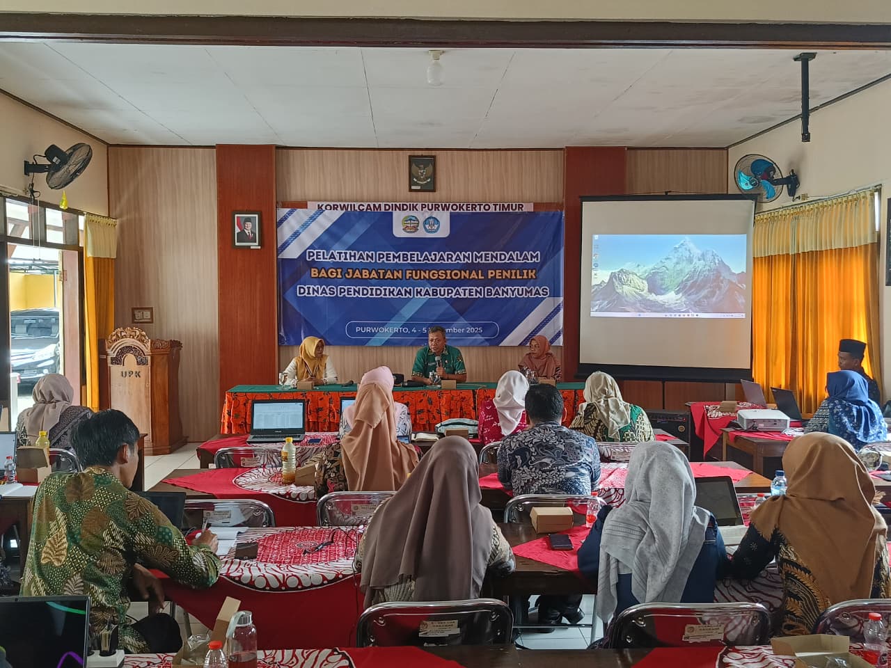 Pelatihan Pembelajaran Mendalam bagi Penilik Banyumas: Wujud Komitmen Tingkatkan Mutu PAUD