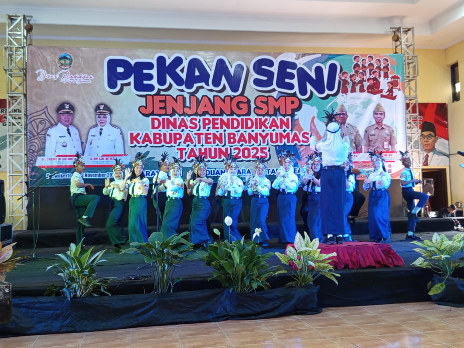 Pentas Seni Siswa Jenjang SMP: 36 Grup Ramaikan Lomba Paduan Suara