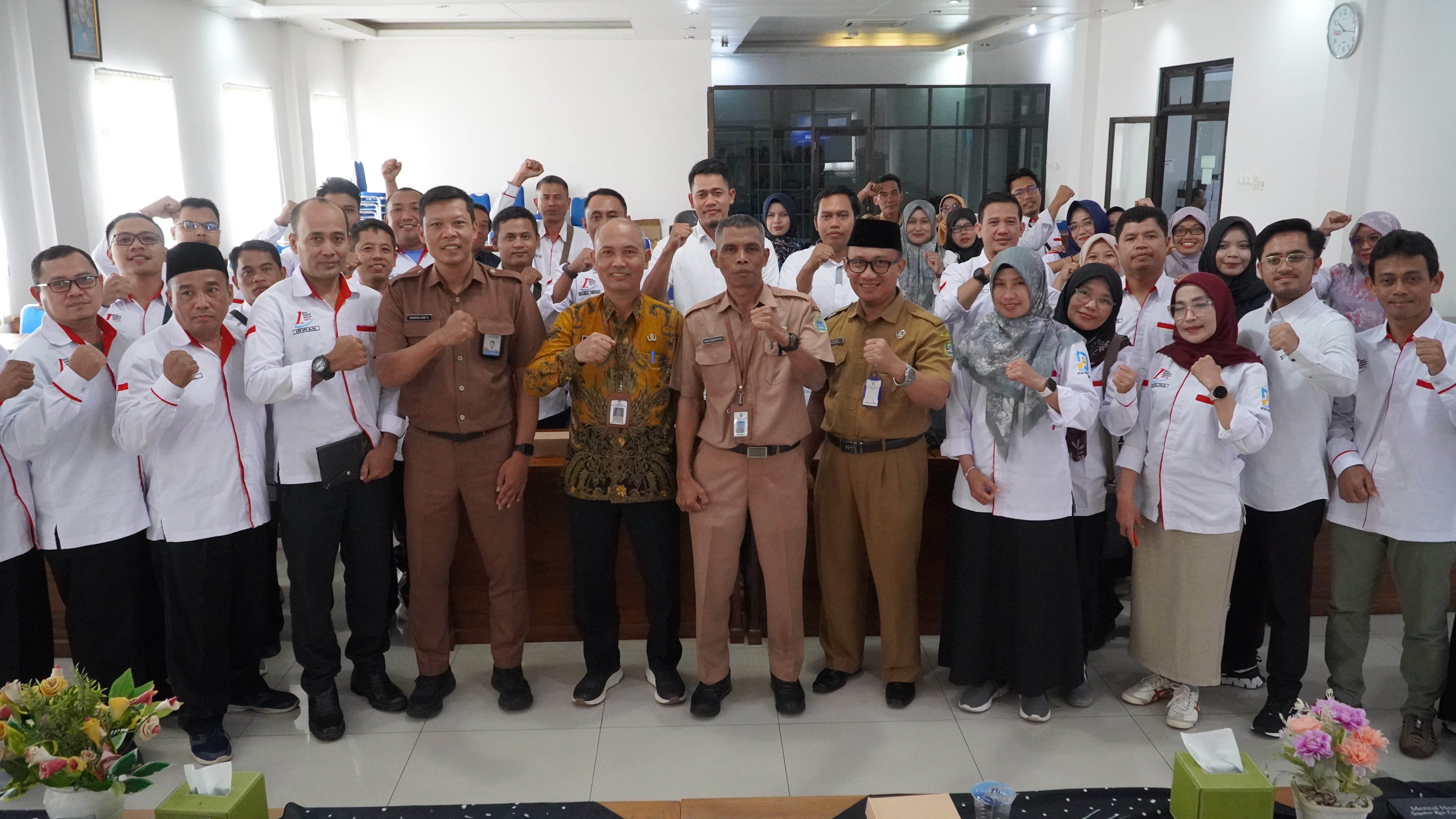 Kegiatan Peningkatan Kapasitas Operator Dapodik SMP: Disdik Banyumas Lakukan Kunjungan Kerja ke Disdik Gunungkidul