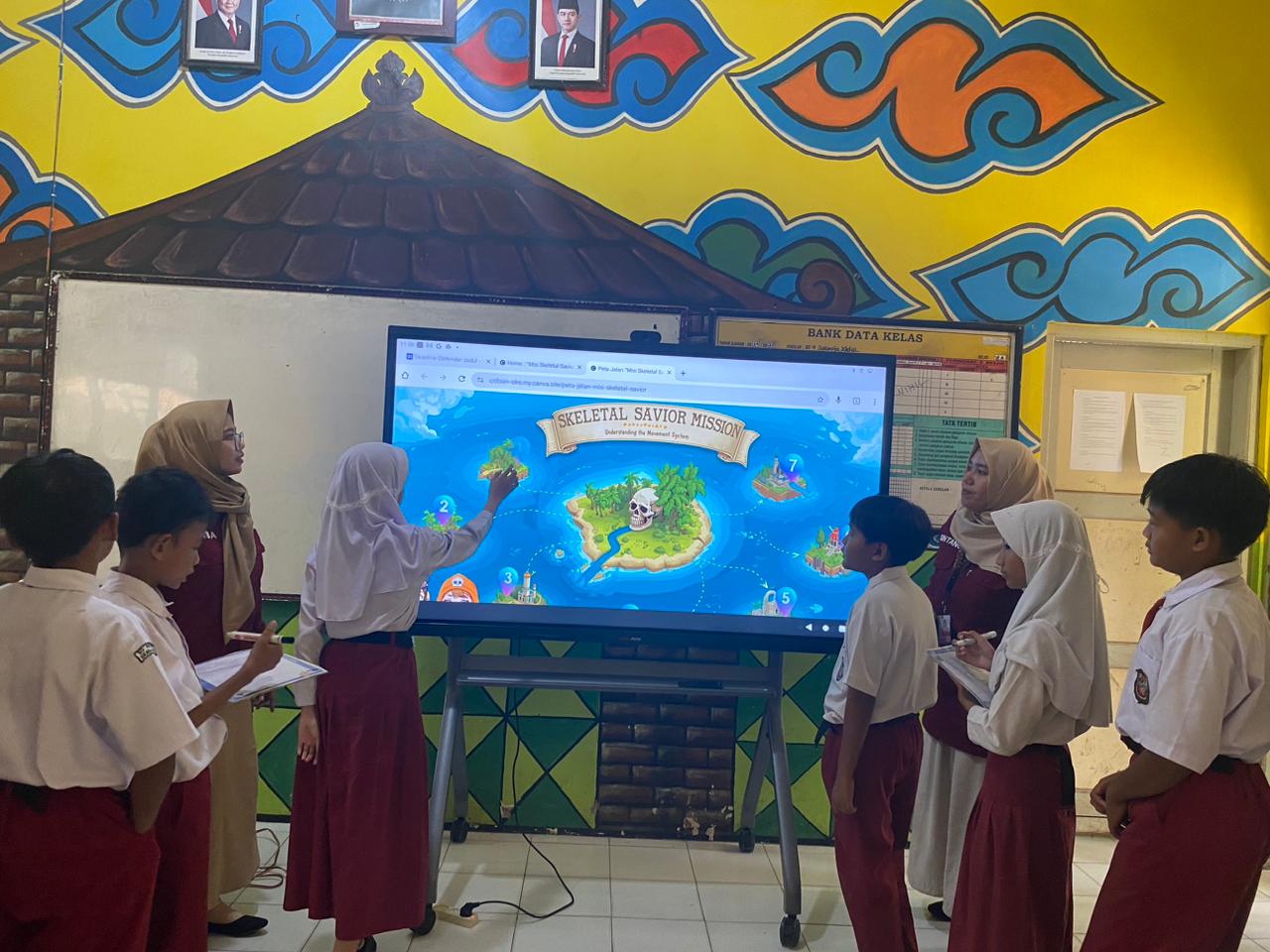 Pemerintah Targetkan Tambahan 3 IFP per Sekolah pada 2026, Dorong Pembelajaran Digital Interaktif