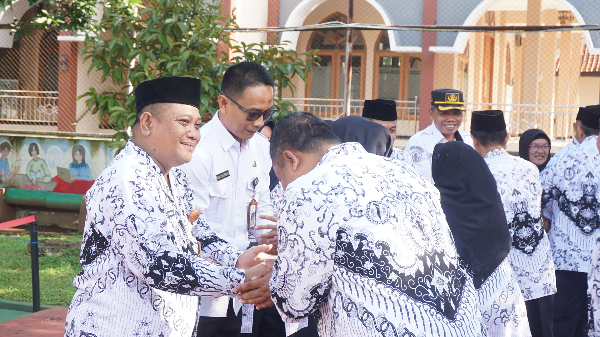 Pembelajaran Tatap Muka Tetap Jadi Prioritas, Pemerintah Batalkan Wacana Daring April 2026