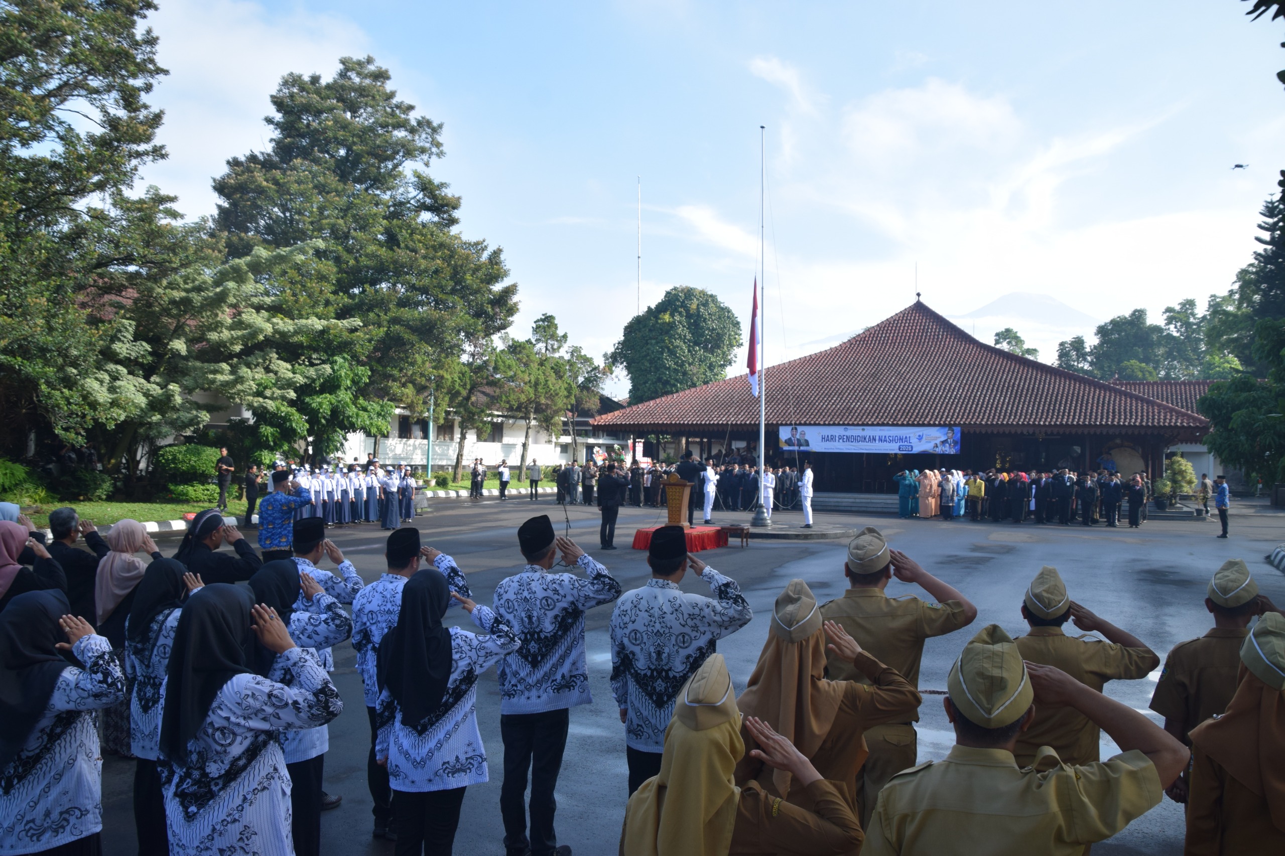 Pendidikan Bermutu Untuk Semua