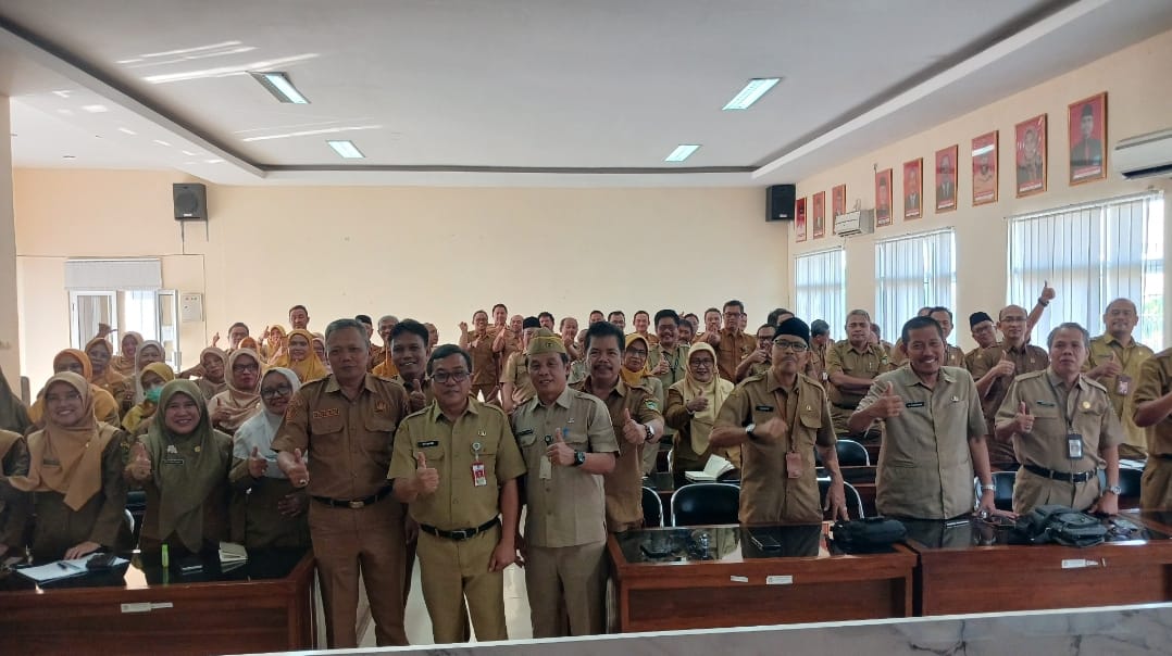 Dinas Pendidikan Kabupaten Banyumas Gelar Rapat Koordinasi Kepala SMP Negeri Bahas Berbagai Kebijakan Pendidikan